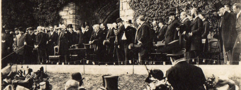Victorian photo dated 23 May 1900 showing a crowd at the opening of the castle